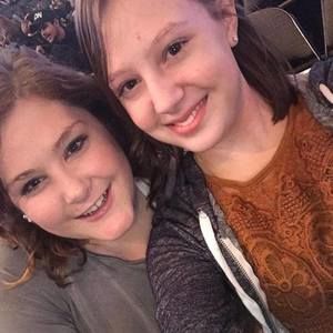 Meet your Posher, Katelyn